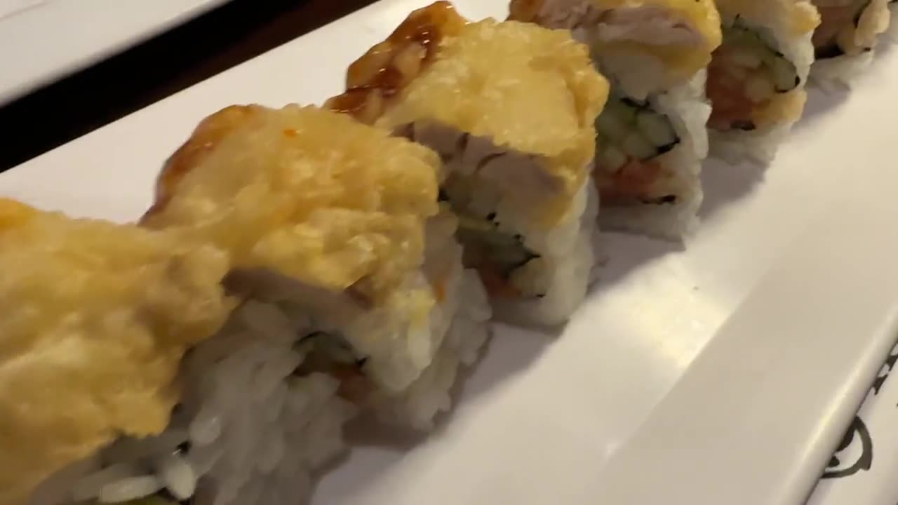 Tempura roll close-up