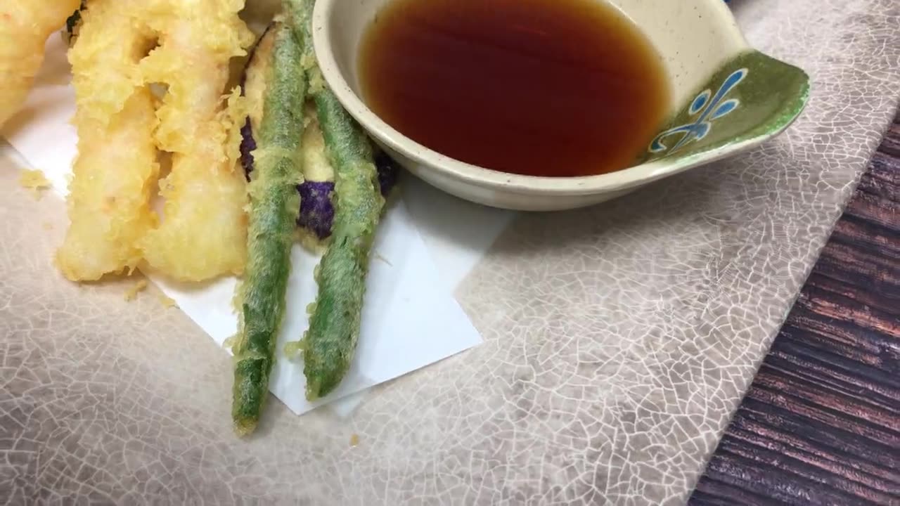 Shrimp and asparagus tempura