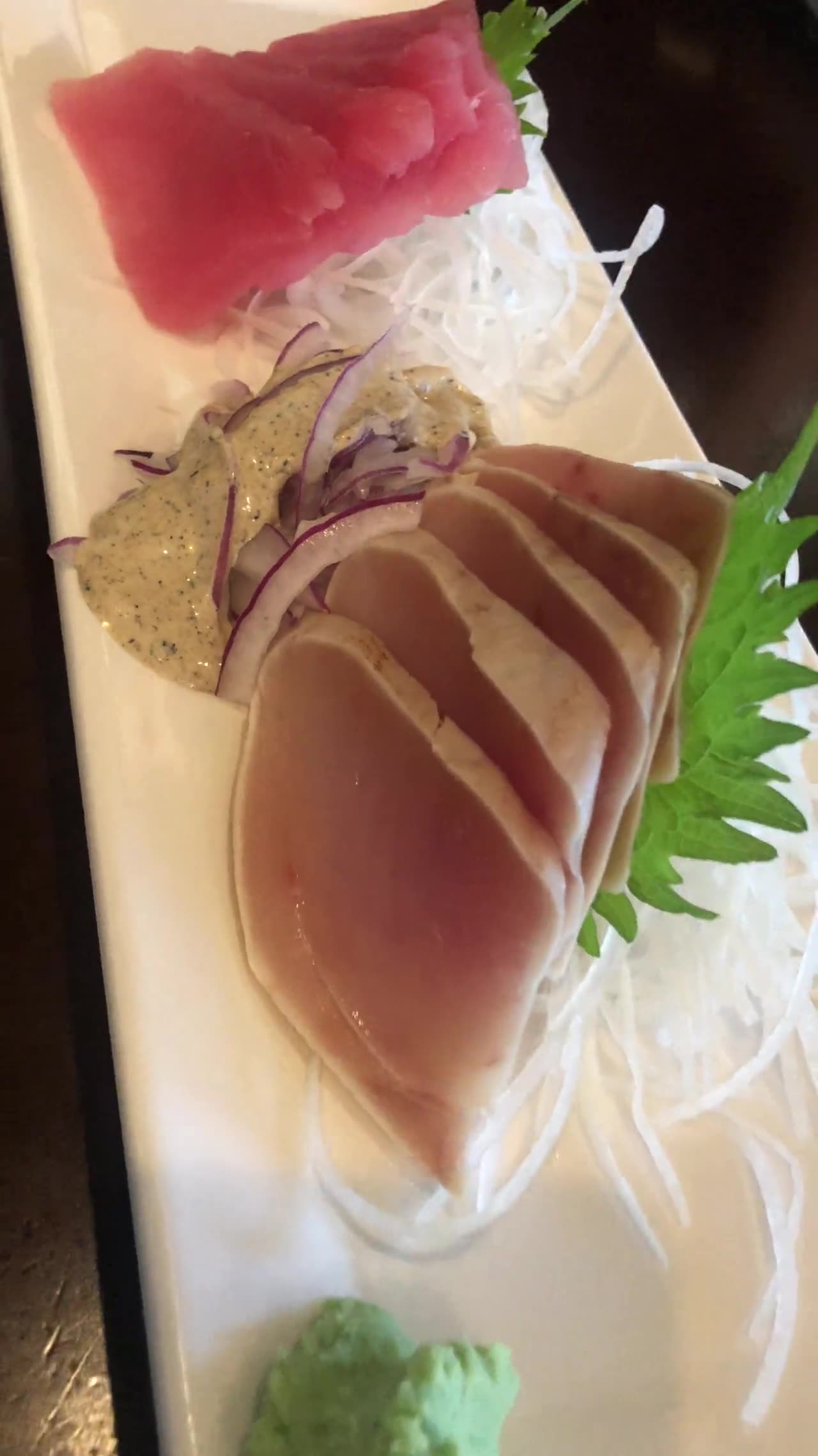 Tuna and albacore sashimi plated